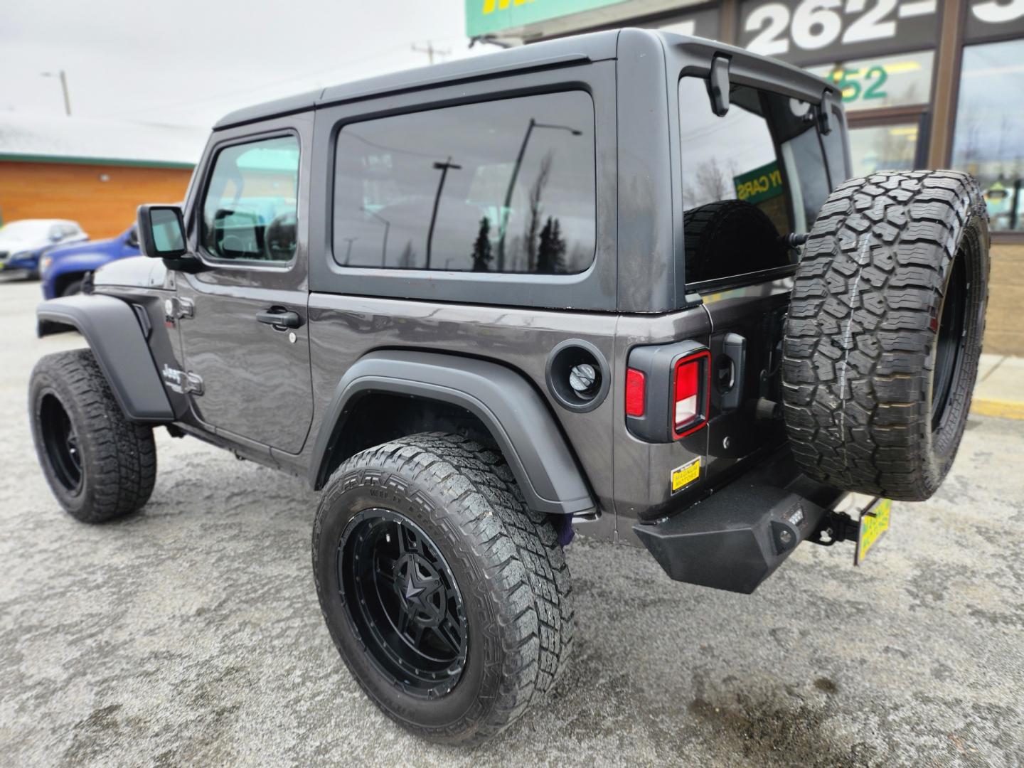 2019 BLUE /Black JEEP WRANGLER SPORT (1C4GJXAG7KW) with an 3.6L engine, 6-Speed Manual transmission, located at 1960 Industrial Drive, Wasilla, 99654, (907) 274-2277, 61.573475, -149.400146 - Photo#3